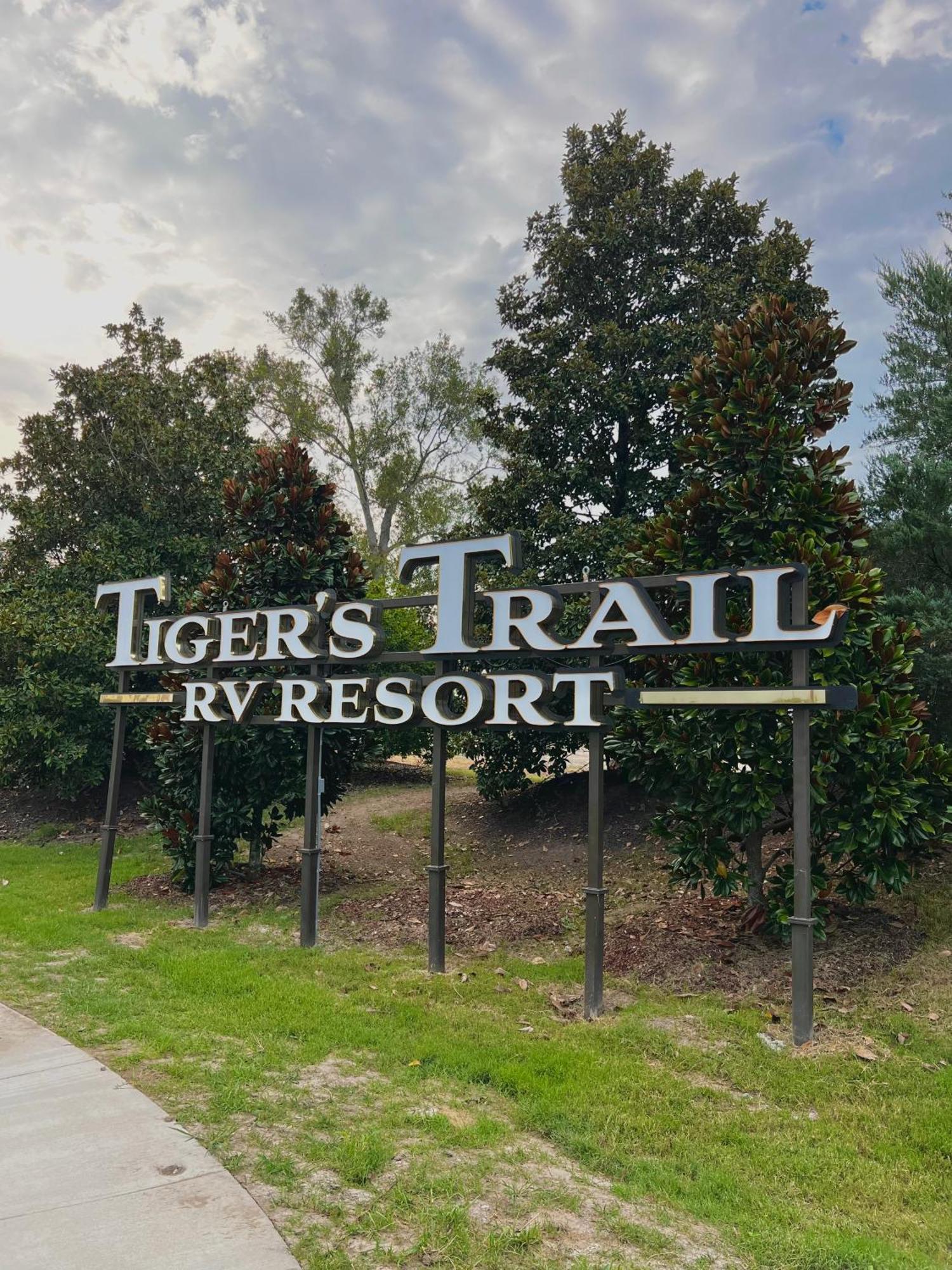 Tiger'S Trail Rv Resort 巴吞鲁日 外观 照片